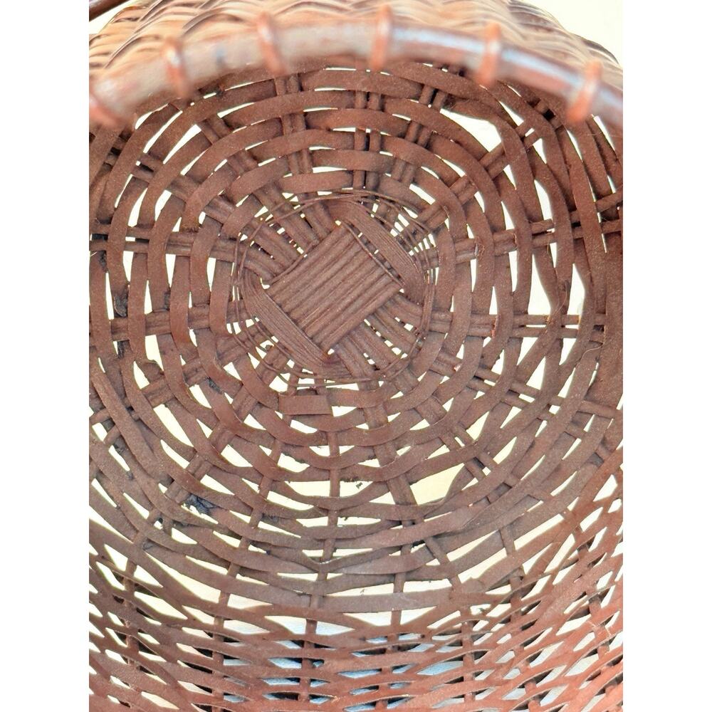 Primitive Burgundy Woven Metal Basket W/ Swing Handle Rustic Farmhouse Decor - Picture 8 of 11